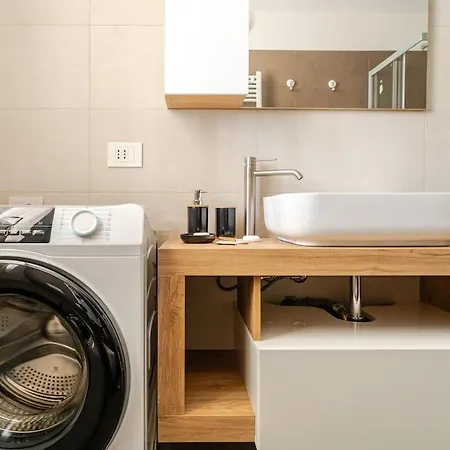 New Bamboo Airport Trade Fair Appartement